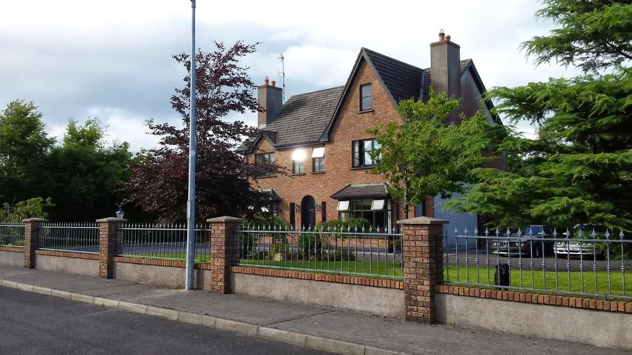 Venetia House - Small Guesthouse Claregalway